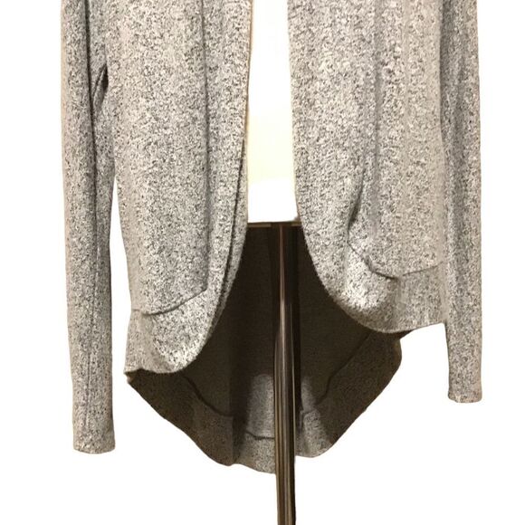 Magellan Outdoors Classic Fit Gray Hi-Low Cardigan XS - Picture 3 of 8